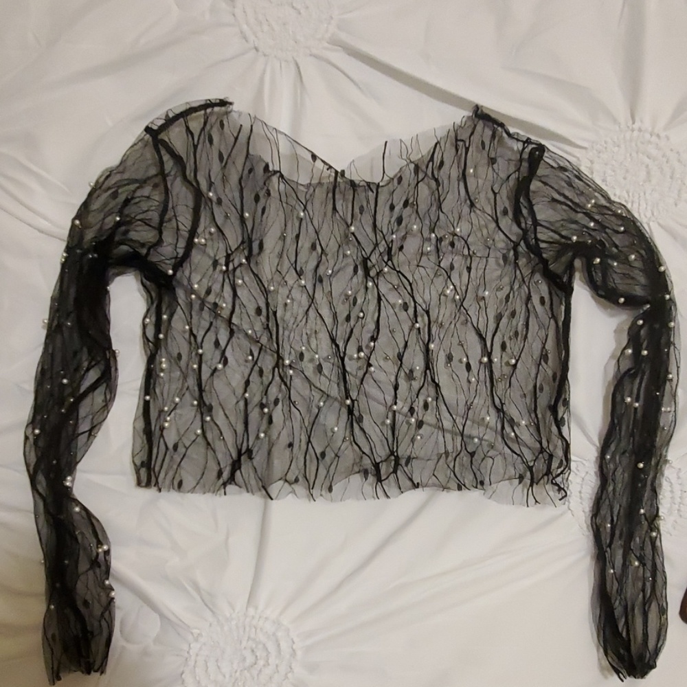 Beaded mesh top